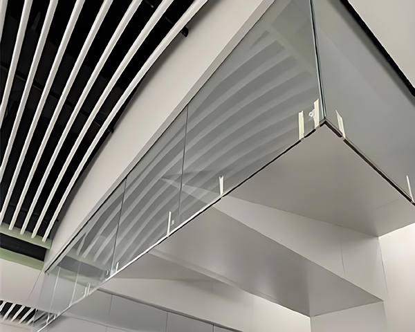 共和玻璃共和挡烟垂壁