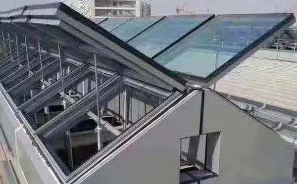 电动共和排烟窗适合安装在什么地方