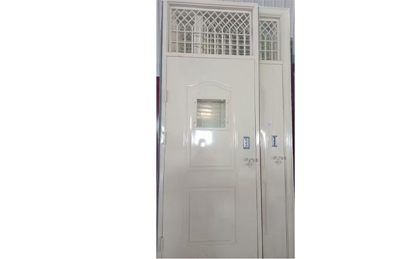 共和学校教室门