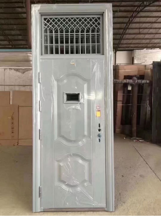 共和学校教室门