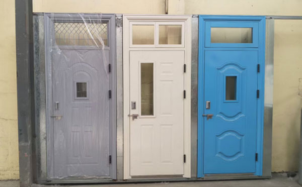 共和学校教室门