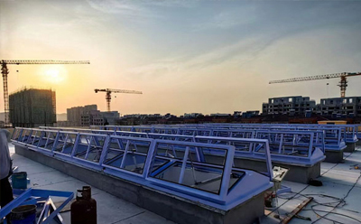 消防共和排烟窗开启角度