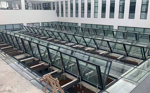 百安科技有限公司近期共和排烟窗项目案例分享 百安科技有限公司近期共和排烟窗项目案例分享