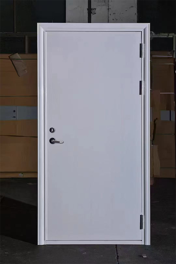 社区活动中心加装共和防火门保障居民安全 社区活动中心加装共和防火门保障居民安全